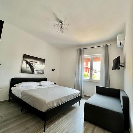 Bed and Breakfast Domus Speranza Фьюмичино Экстерьер фото
